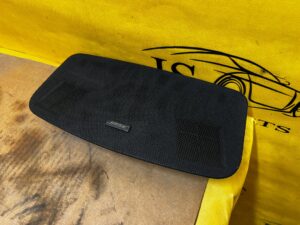 OSŁONA ZAŚLEPKA GŁOŚNIKA DESKI KONSOLI BOSE INFINITI Q70 M35h M37 M56
