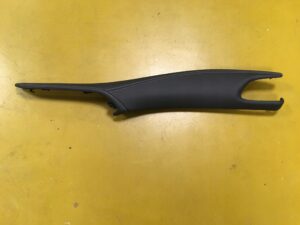 LISTWA OSŁONA SKÓRA DEKOR DESKI INFINITI Q30 LED