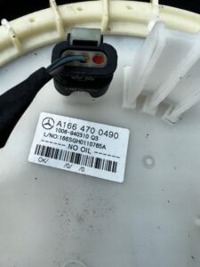 KOMPLET ZBIORNIK BAK POMPA WLEW PALIWA MERCEDES GL X166 4.7 V8 4MATIC 4X4