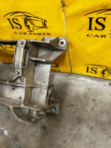 WÓZEK BELKA SANKI KOŁYSKA TYŁ CHEVROLET CORVETTE C5 97-04