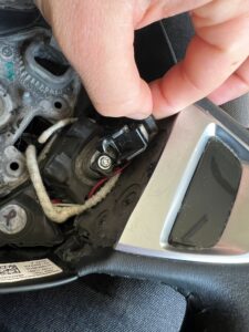 KIEROWNICA RENAULT MEGANE IV MULTIFUNKCJA SKÓRA