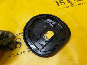 POKRYWA OSŁONA POMPY PALIWA POD KANAPĄ VOLKSWAGEN GOLF VIII AUDI SKODA