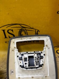 RAMKA LAMPKI LAMPKA PODSUFITKI OŚWIETLENIE WNĘTRZA BMW 7 F01 F02