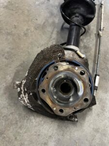 NOGA ZWROTNICA AMORTYZATOR TYŁ PRAWY PORSCHE CAYMAN S 987