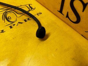 KOMPLET DYSZE SPRYSKIWACZE SZYBY PRZÓD PEUGEOT 308 II T9