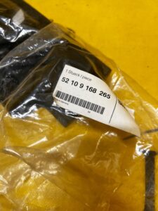 OSŁONA SZYNY FOTELA PRZÓD LEWA BMW 5 F07 F10 7 F01 NOWA OEM