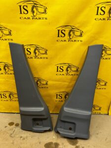 PRAWA OSŁONA POSZYCIE SŁUPKA NISSAN E-NV200