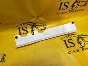 PRAWY UCHWYT MOCOWANIE WYKŁADZIN LR DISCOVERY L550