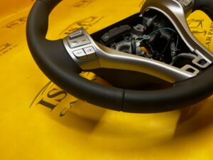 NOWA KIEROWNICA SKÓRA MULTIFUNKCJA NISSAN X-TRAIL T32 PRZEDLIFT