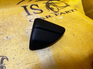 OSŁONA ZAŚLEPKA PODŁOKIETNIK SŁUPKA B PRAWA PORSCHE PANAMERA 970 I LIFT