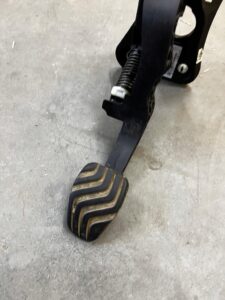 PEDAŁY HAMULCA GAZU SPRZĘGŁA MANUAL DACIA DUSTER II 2