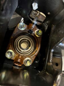 NOWA ZWROTNICA WAHACZ ZAWIESZENIE TYŁ PRAWY NISSAN X-TRAIL T32 4X4 4WD