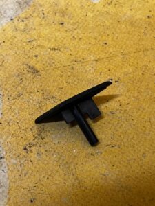 ZAŚLEPKA TUNELU ŚRODKOWEGO PRAWA PORSCHE PANAMERA 970 I LIFT