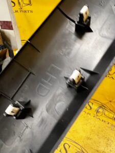 LISTWA OZDOBNA DESKI KONSOLI DEKOR FORD RANGER MK5 V WILDTRACK