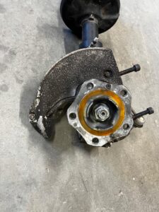 NOGA ZWROTNICA AMORTYZATOR PRZÓD LEWY PORSCHE CAYMAN S 987