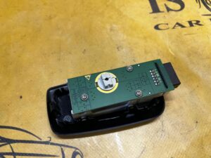 LAMPKA OŚWIETLENIE PODSUFITKI KABINY TYŁ PORSCHE PANAMERA 970 I LIFT