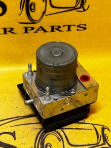 POMPA HAMULCOWA ABS ACC JAGUAR XJ X351