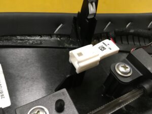 LISTWA OSŁONA SKÓRA DEKOR DESKI INFINITI Q30 LED