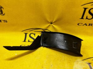 OSŁONA SŁUPKA PRAWY TYŁ RANGE ROVER VOGUE L405