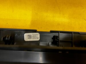 NAKŁADKA OSŁONA DESKI PODUSZKI AIRBAG KOLAN PRAWA TESLA MODEL 3 PRZEDLIFT