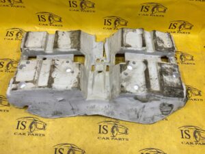 WYGŁUSZENIE WYKŁADZINY PODŁOGI RENAULT KADJAR TYŁ