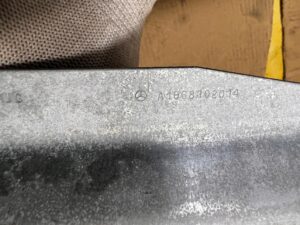 UCHWYT MOCOWANIE WSPORNIK PODSUFITKI MERCEDES GLS X166