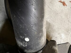 NOGA AMORTYZATOR ZWROTNICA PRZÓD PRAWY DACIA JOGGER 2022R 1.0 TCE