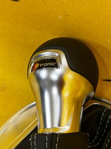 GAŁKA MIESZEK SKRZYNI BIEGÓW AUTOMAT AUDI TT S 8S0