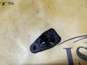 MOCOWANIE UCHWYT LISTWY SŁUPKA PRZÓD A MERCEDES GL X166