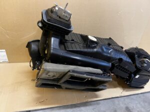 KOMPLETNA NAGRZEWNICA PAROWNIK DMUCHAWA BMW 5 G30 G31 M5 F90