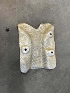 BLACHA OSŁONA TERMICZNA DACIA DUSTER II 2