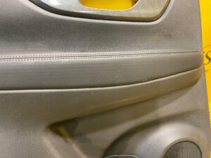BOCZEK TAPICERKA DRZWI LEWY TYŁ NISSAN X-TRAIL T32