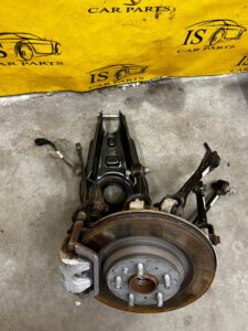 ZWROTNICA TYŁ KOMPLETNA ZACISK PRAWA TESLA MODEL 3 2WD