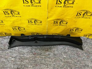 PODSZYBIE LISTWA SZYBY CZOŁOWEJ PRZEDNIEJ SUBARU FORESTER VI SL 25- EU