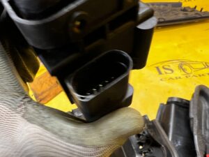 ROZDZIELACZ ZAWÓR ZAWIESZENIA NIVO AIRMATIC MERCEDES GLS X166