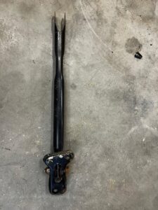 WAHACZ CIĘGNO TYŁ TYLNY DOLNY PRAWY RANGE ROVER EVOQUE L538 2.0 B