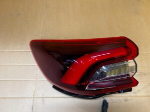 KOMPLET LAMPY LAMPA TYŁ TYLNE LEWA PRAWA FORD KUGA MK3 LIFT EU