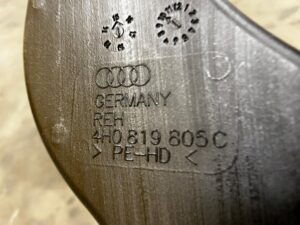 KANAŁ NAWIEW TUNEL POWIETRZA TYŁ LEWY AUDI A8 D4