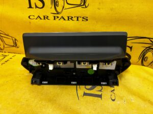 EKRAN WYŚWIETLACZ MONITOR NAWIGACJI RADIO PEUGEOT 2008 II