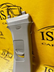 OSŁONA POSZYCIE SŁUPKA B ŚRODKOWEGO ŚRODEK PRAWE PRAWA PRAWEGO SKODA SCALA