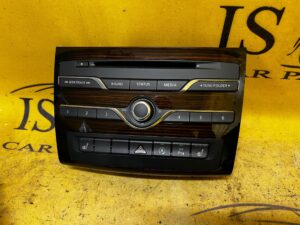 PANEL STEROWANIA RADIO CD GRZANIE FOTELI PARKTRONIC DREWNO INFINITI Q30