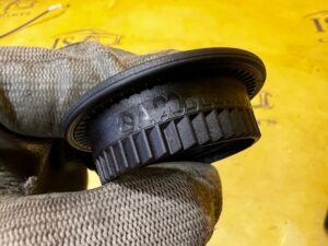 PIERŚCIEŃ OSŁONA ZAŚLEPKA STACYJKI MERCEDES CLS W218 C W204