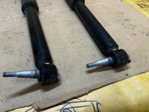 AMORTYZATOR TYŁ TYLNY PRAWY LEWY FORD EXPLORER MK6