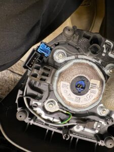 DESKA KONSOLA KOKPIT PULPIT 2 X AIRBAG PODUSZKI PEUGEOT 308 II T9 EU 2014R