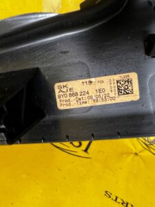 OSŁONA POSZYCIE SŁUPKA A PRAWA PORSCHE CAYENNE 9Y3 9Y0 COUPE HYBRID