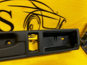 KLAMKA WEWNĘTRZNA TYLNA TYŁ PRAWA PRAWY BMW 5 E34