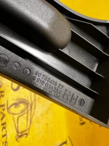 OSŁONA PLASTIK ZAŚLEPKA PRAWA PEUGEOT 508 I RXH HYBRID4