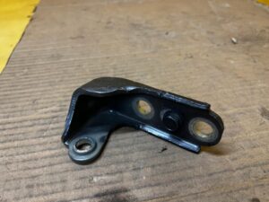 ZAWIAS DRZWI PRZÓD LEWY GÓRNY FORD EXPLORER VI CARBONIZED GRAY