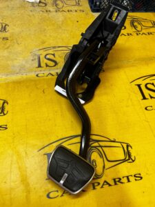 KOMPLET PEDAŁY HAMULCA GAZU POTENCJOMETR AUTOMAT BMW M5 F90