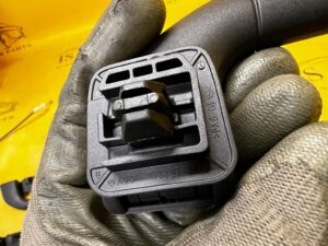 KOMPLET RĄCZKI UCHWYTY SCHOWEK PODSUFITKI MERCEDES CLS W218